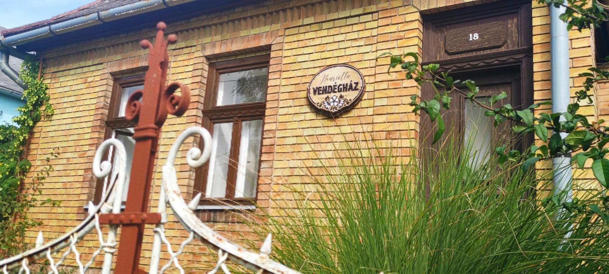 Henrietta Vendégház Domoszlo Exterior foto