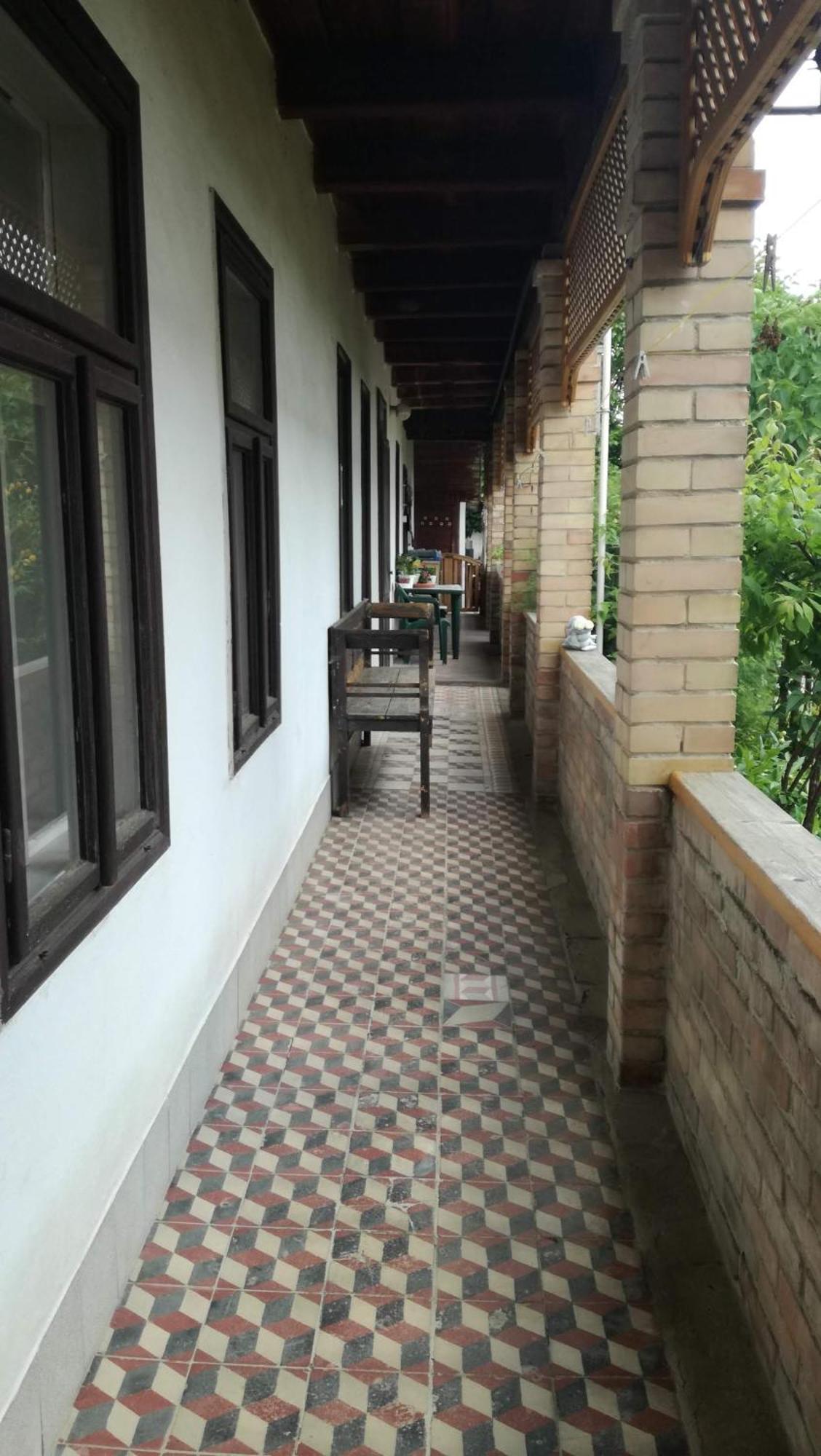 Henrietta Vendégház Domoszlo Exterior foto
